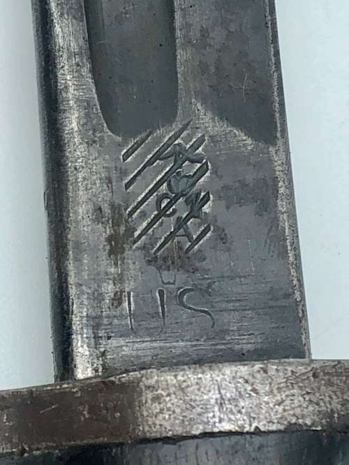 BB1) USA REMINGTON 1913 BAYONET AND SCABBARD
