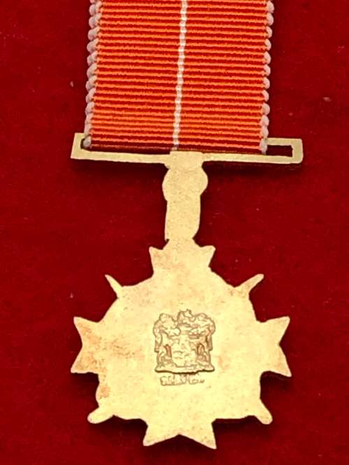 S101) HONORUS CRUX MINIATURE GILDED SILVER MEDAL