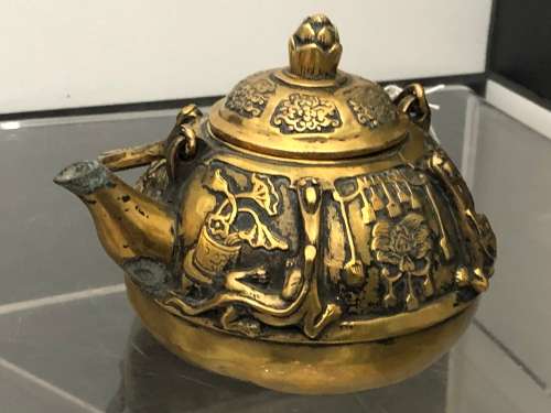 CHINESE BRASS TEAPOT (MARKINGS)