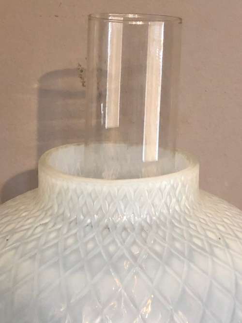 VICTORIAN STYLE BRASS DUPLEX OIL LAMP WITH VASILINE GLASS SHADE