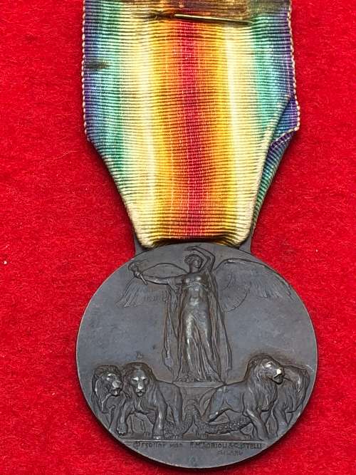 M02) WW1 ITALIAN VICTORY MEDAL