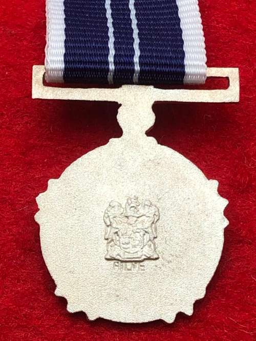 S13) SOUTHERN CROSS MINIATURE MEDAL