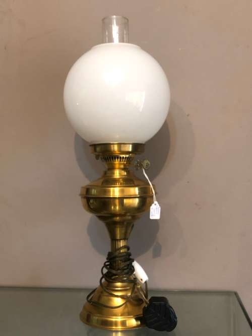 ELECTRIFIED VICTORIAN STYLE TABLE LAMP