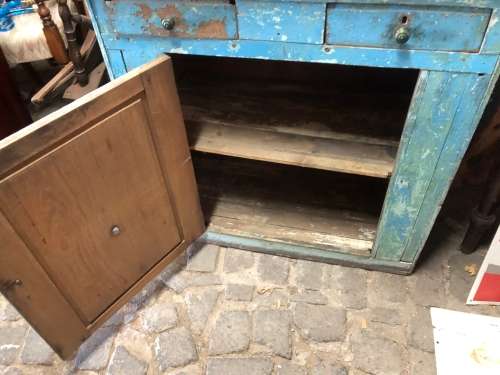 STUNNING VINTAGE BLUE PAINTED CUPBOARD