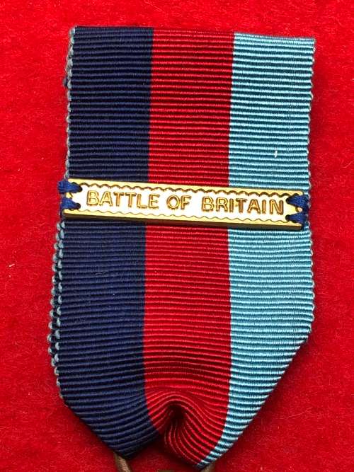 D8) 1939-45 STAR WITH BATTLE OF BRITAIN CLASP