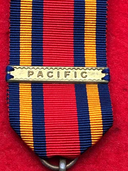 D17) BURMA STAR WITH PACIFIC STAR CLASP