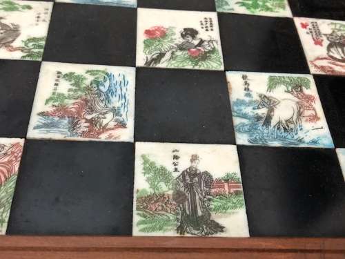 STUNNING CHINESE STONE CHESS SET WITH FOLDABLE BOARD WITH DRAWERS FOR PIECES