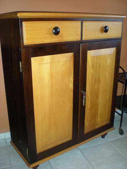 SOLID YELLOW WOOD AND IMBUIA JONKMANSKAS