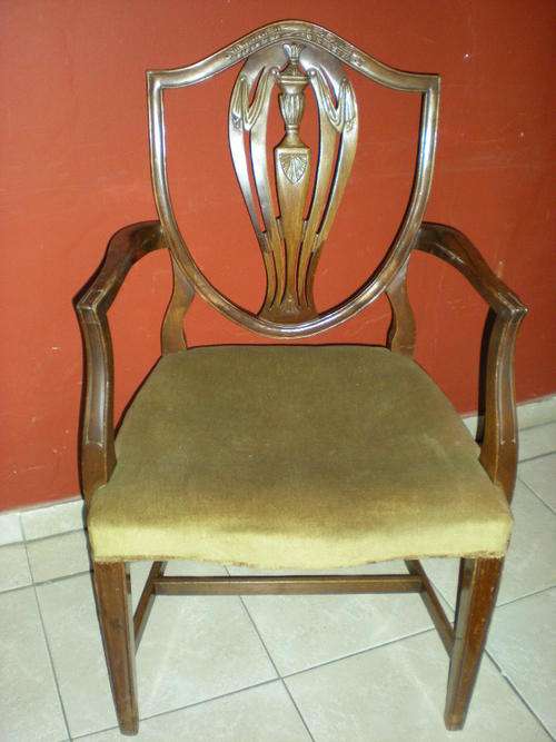 SHIELD BACK ARM CHAIR IN MAHOGANY
