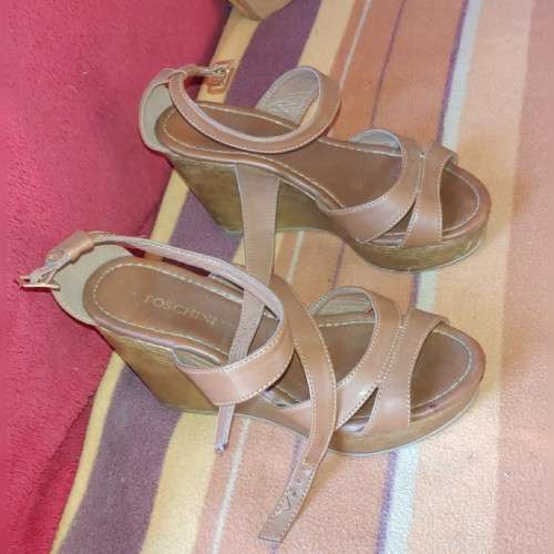 Size 4 ladies shoes for sale (4 pairs)