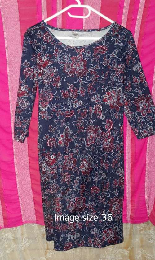 Ladies clothing for sale. 6 Pieces. See pics