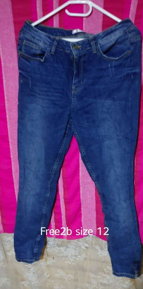 Ladies Jeans for sale. 4 items
