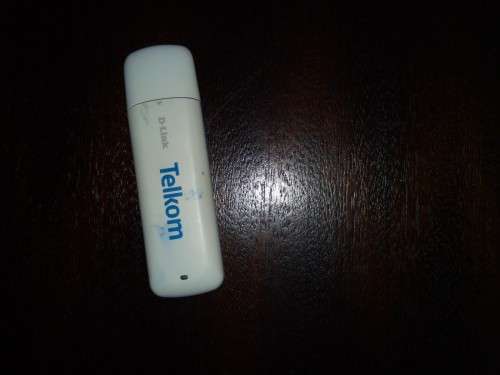 Telkom DSL-G225/TK VDSL2/ADSL2+ Wireless N300 4-port Router + HSPA+ USB Adapter