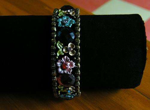 STARTING BID R1.00 BRACELET