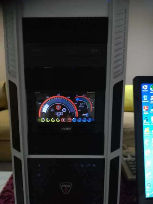 Custom Built Intel Core I5 Gaming PC with Monitor Now Reduced