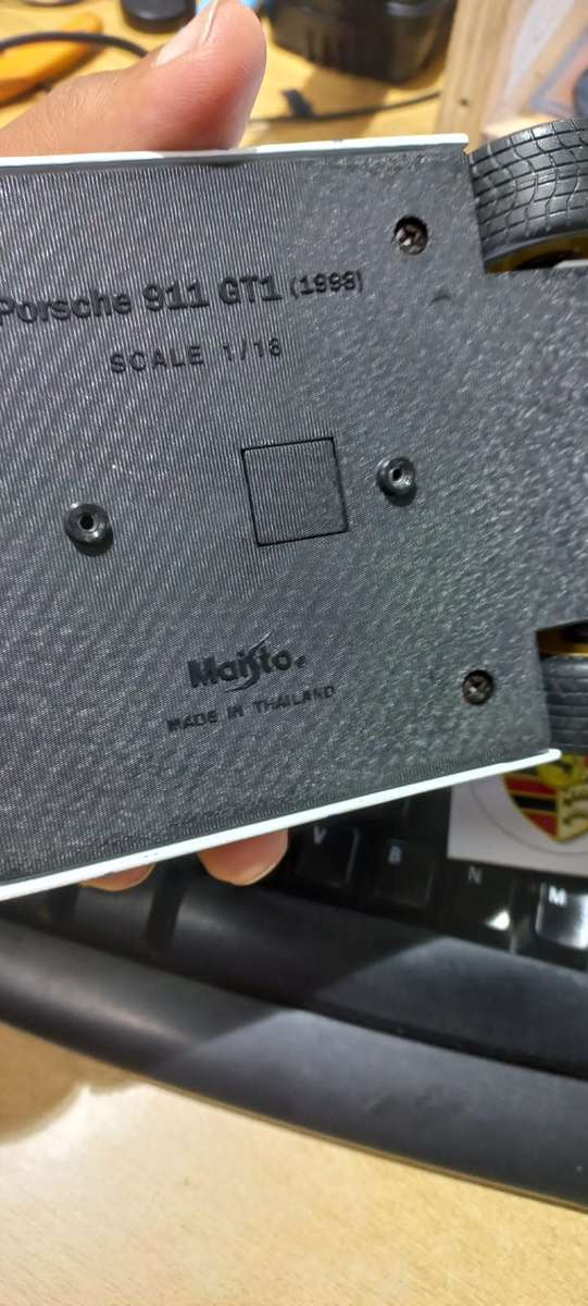 1/18 - Porsche 911 GT1 1998 ONLY