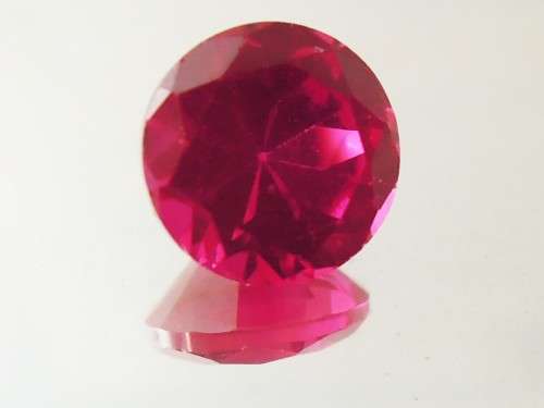 Red Ruby, 2.42 ct. (VS)