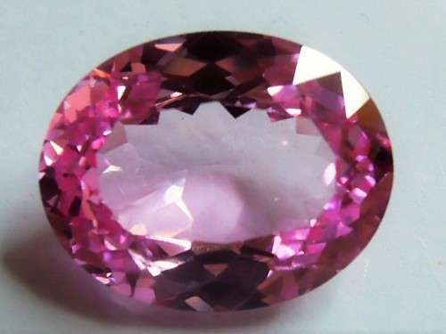Stunning Pink Sapphire (Lab grown), 12.50ct. (VS)