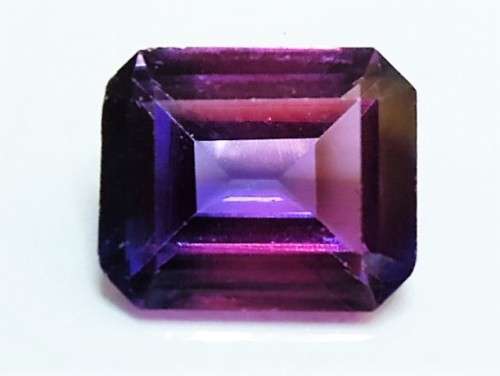 Colour Change Sapphire, 6.36 ct. (VVS)