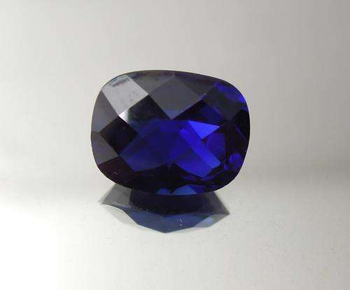 Royal Blue Sapphire, 3.84ct. (VS)