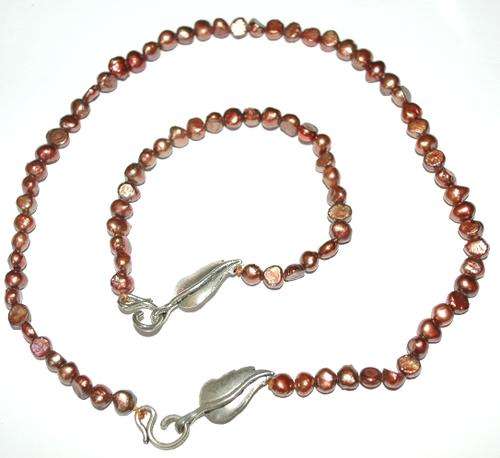 **** Exquisite Cultured Freshwater Pearl Necklace and Bracelet Set - Brown