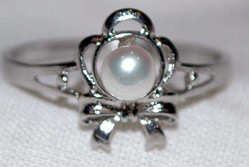 Stunning 4mm FRESHWATER PEARL Ring in Plated Sterling Silver