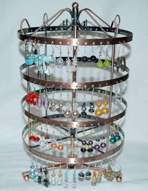 ******STUNNING EARRINGS STAND WITH 28 PAIRS OF EARRINGS - THREE PAIRS OF 925 STERLING SILVER!