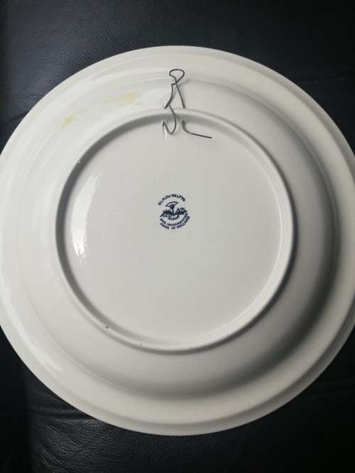 A Delfts Blue - Distel Wall Plate 28cm