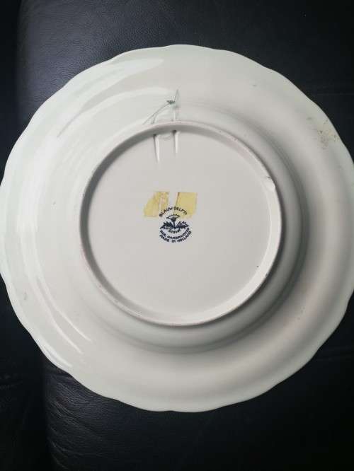 Delfts Blue - Distel Windmill and Scalopped Wall Plate 30cm