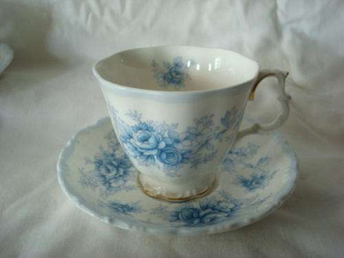 Royal Albert  Tea Set  - Tiffany 1981