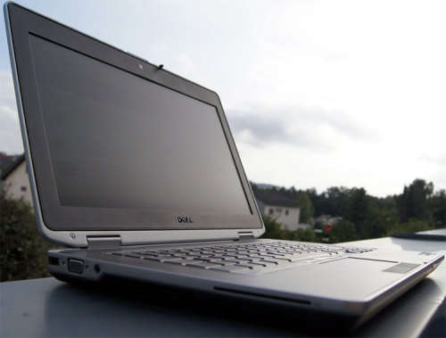 DELL LATTITUDE E6320 CORE i7, 320GB HD, 8GB RAM, WIN 7 PRO, DVD-RW, BACKLIT KEYBOARD,ETC