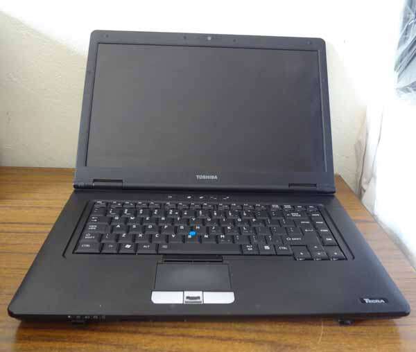 [BARGAIN] TOSHIBA TECRA S11 CORE i7 , 320GB HD, 4GB RAM,  NVIDIA,DVD RW, WEBCAM, WIN 10 PRO, USB ETC