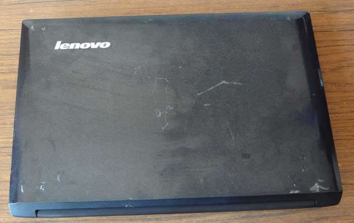 [SALE] LENOVO B570e, i3 2ND GEN, 320GB HD, 4GB RAM, 15.6 INCH , WIN 10 HOME, DVD RW, ETC