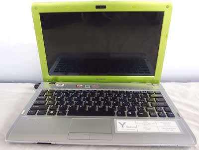 SONY VAIO Y SERIES VPCYB35AG, 320GB HD, 4GB RAM, AMD RADEON GRAPHICS, 13.3INCH , WIN 10 HOME, ETC
