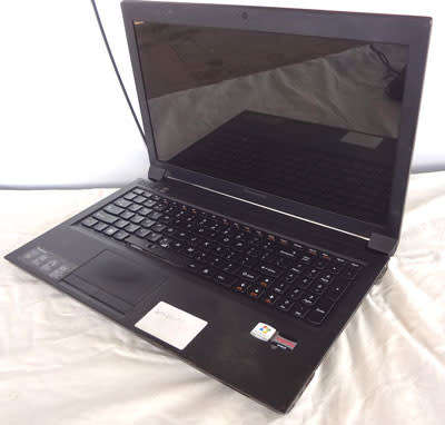 Lenovo B575e, AMD-E300 APU, 320GB HD, 4GB RAM,15.6``, WIFI, CAM, WIN 10 Home, ETC