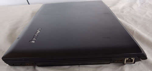 Lenovo B575e, AMD-E300 APU, 320GB HD, 4GB RAM,15.6``, WIFI, CAM, WIN 10 Home, ETC