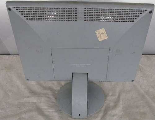 Bargain desktop  pc + LCD, intel core quad  cpu 4400, 4gb ram,250gb hd, dvi, dvd rw, win 10 pro, etc