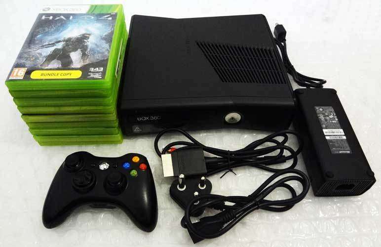 XBOX 360 250 GB CONSOLE AND ACCESSORIES + 9 GAMES