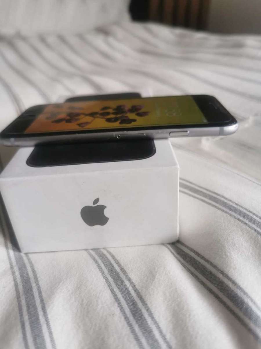 iPhone 6 | 32GB | SPACE GREY | COMES WITH ORIGINAL BOX