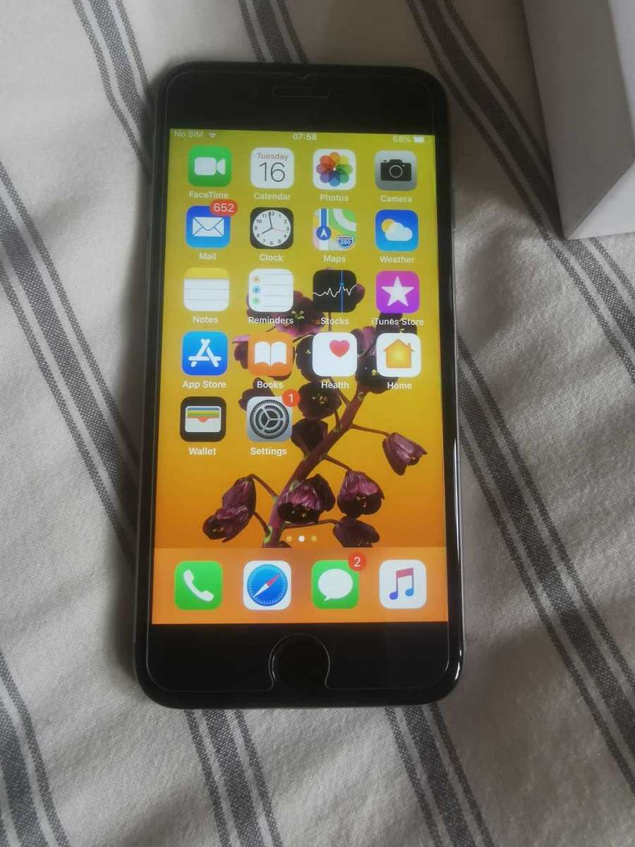 iPhone 6 | 32GB | SPACE GREY | COMES WITH ORIGINAL BOX