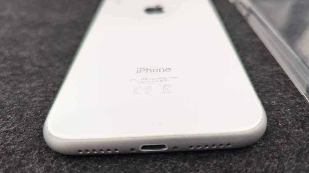 Apple iPhone XR MINT CONDITION!!!