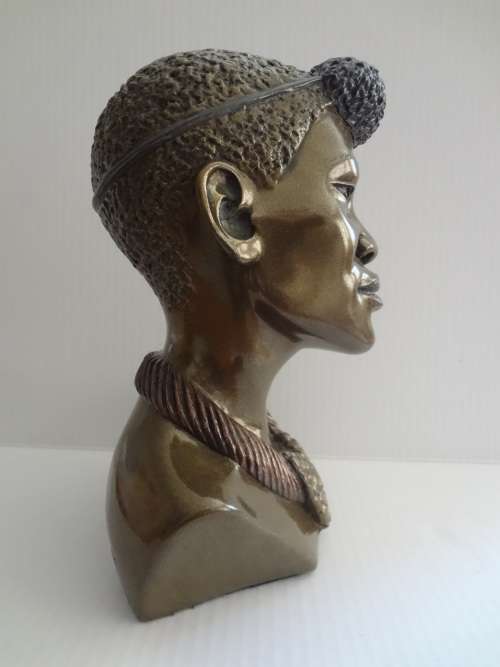 JAMES TANDI SCULPTURE