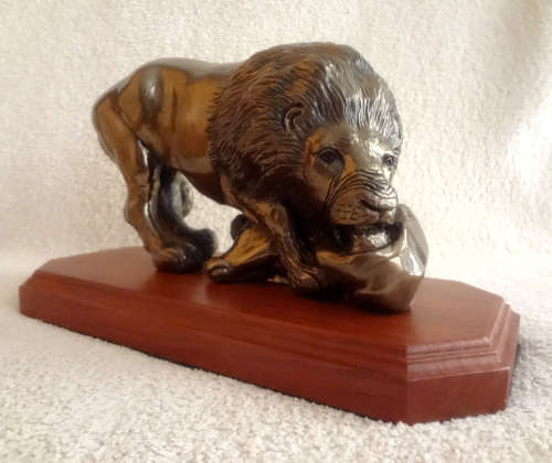 JUNE ART SALE - JONAH RUNYANGA - LION SCULPTURE