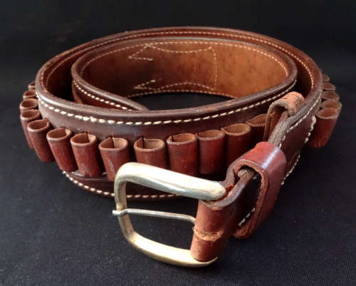 VINTAGE INCISED LEATHER AMMUNITION CATRIDGE BELT
