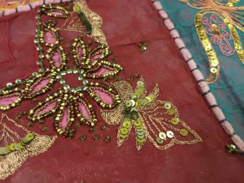 vintage indian hand embroidered wall hanging / throw
