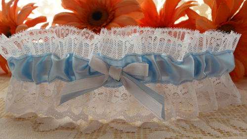 Beautiful Elegant Wedding Bridal Garter ...... Something Blue !!