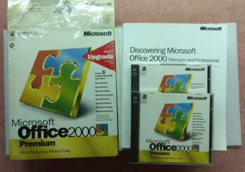 Microsoft Office 2000 Premium in box