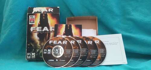 PC Game F.E.A.R. small box