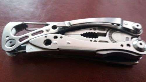 leatherman skeletool