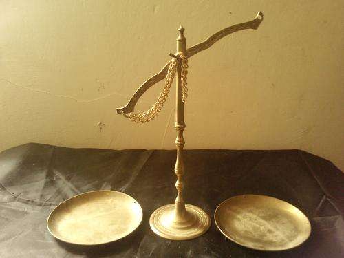 brass old fashion ballance scale